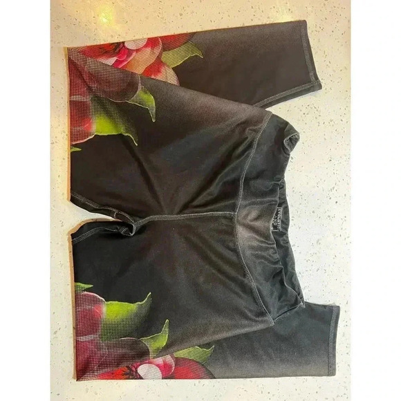 evolution and creation leggings roses on legs size large - Picture 1 of 5